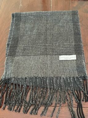 Geoffrey Beene Charcoal Checkered Men's Scarf